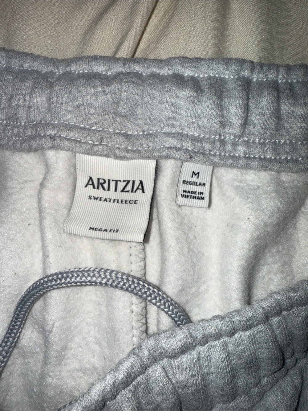 Aritzia grey mega fit sweatpants - Picture 2 of 5